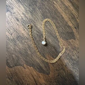 Elegant Gold Chain Necklace with Pearl Pendant